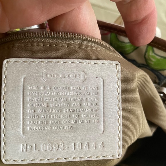 Coach patchwork purse - Picture 3 of 7